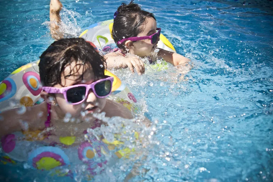 В Улан-Удэ 17 детей при посещении бассейна в спа-центре получили химические ожоги