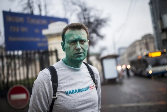 Навальный теряет зрение