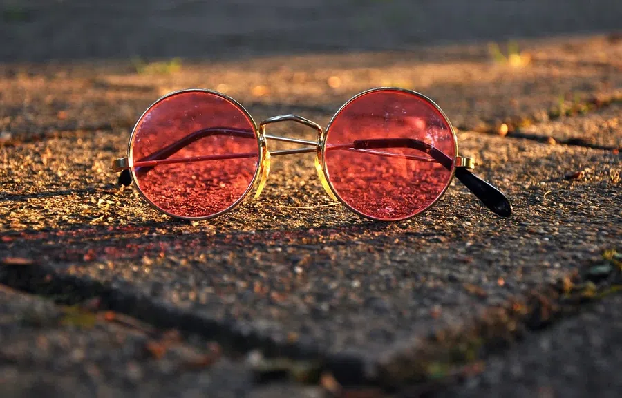очки, розовые очки