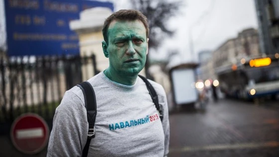 зеленка Алексей Навальный после нападения с зеленкой в Москве, 27 апреля 2017 года