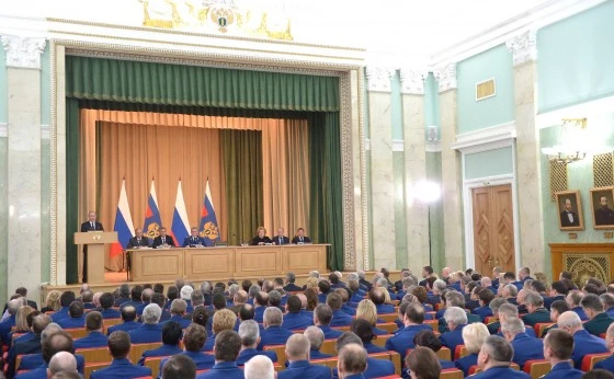 Владимир Путин выступил перед прокурорами