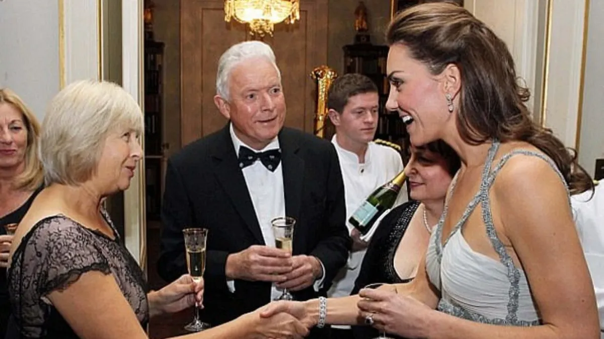 Шрам Кейт был впервые замечен, когда она присутствовала на ужине в Кларенс—хаусе в 2011 году. Фото: Clarence House