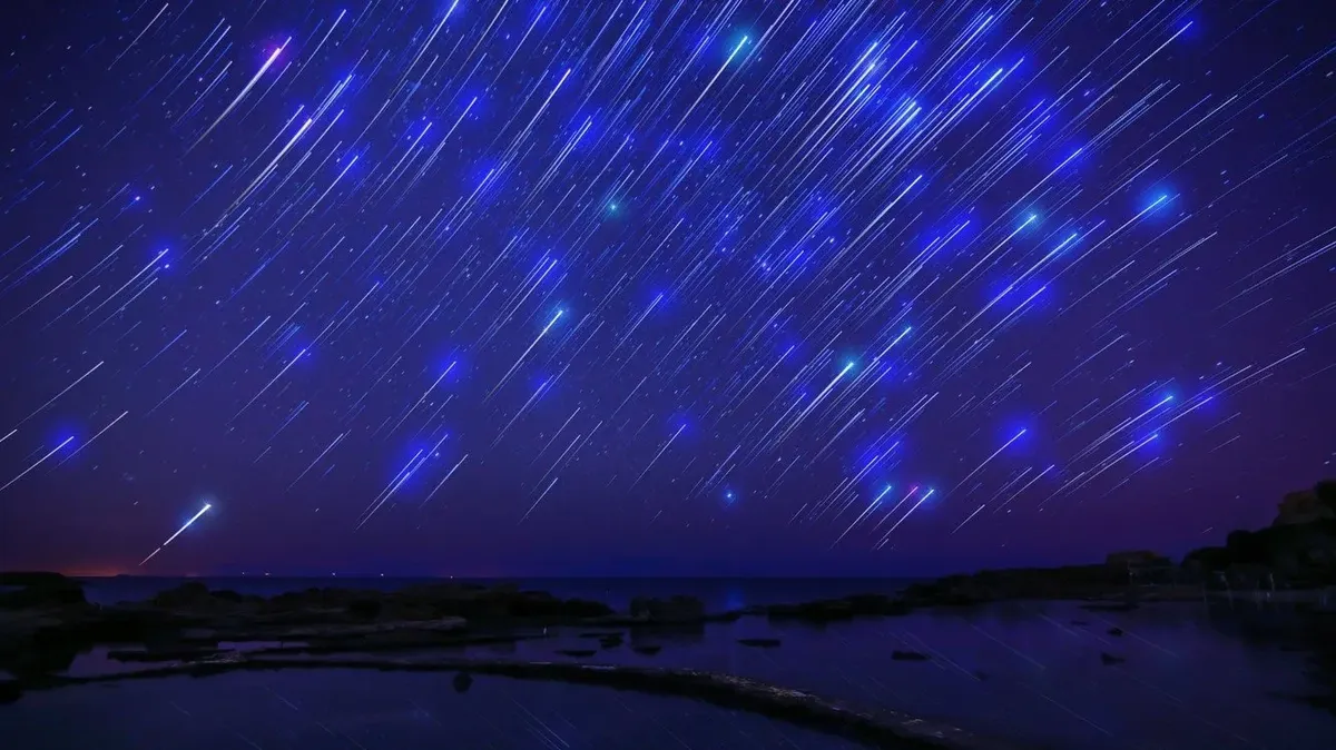 Небо усыпят сотни метеоров. Фото: pxhere.com