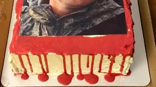 На Украине делают торты с фото погибших солдат России. Фото: телеграмм-канал «Русская весна» 