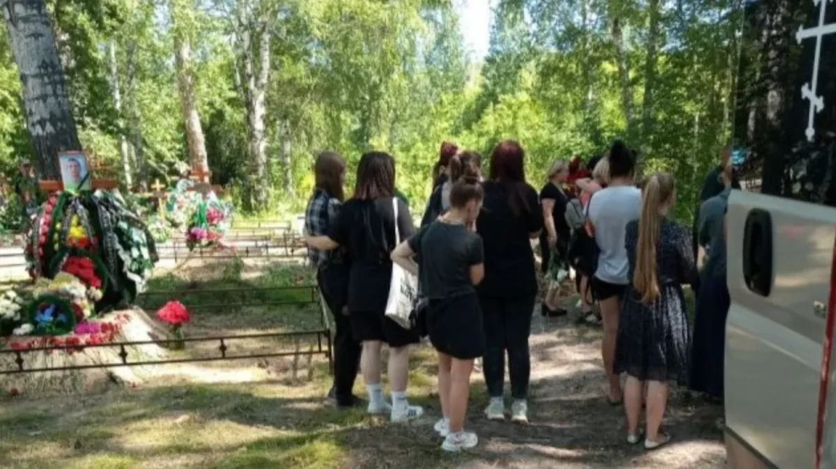 В Академгородке похоронили убитую мигрантом из Таджикистана 17-летнюю девушку. Фото: АиФ-Новосибирск