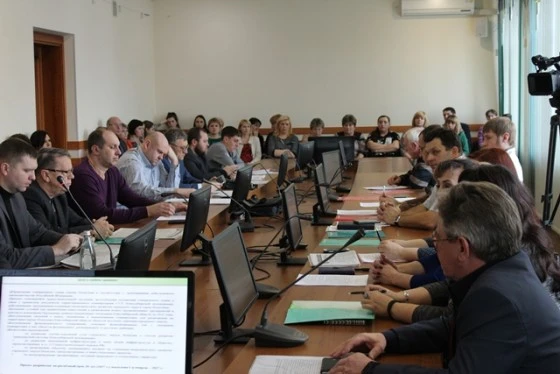 Публичные слушания обычно проходят активно 