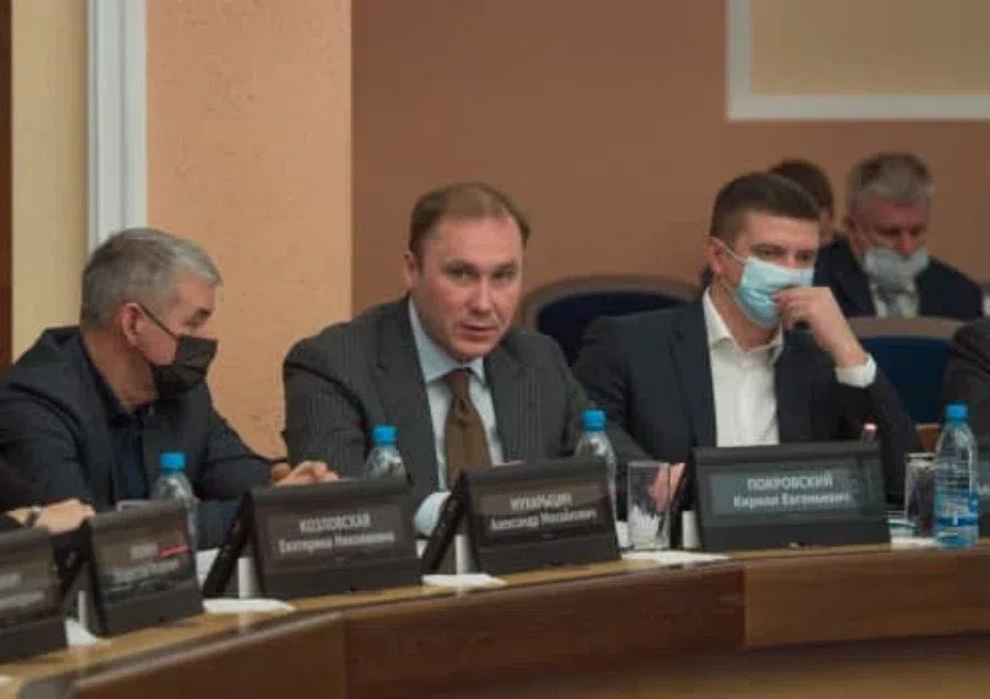 Мэру Новосибирска проиндексировали зарплату на 3,9% вместе с другими чиновниками