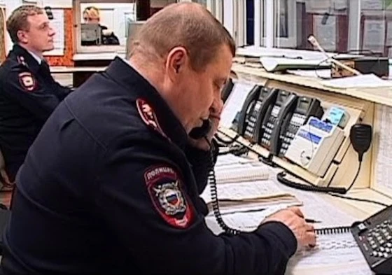 Полицейские ищут преступников