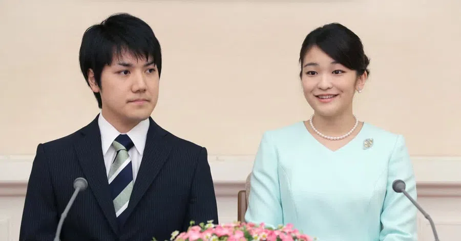 Японская принцесса вышла замуж за простолюдина и покинула страну. Она планирует жить в США, где работает ее муж