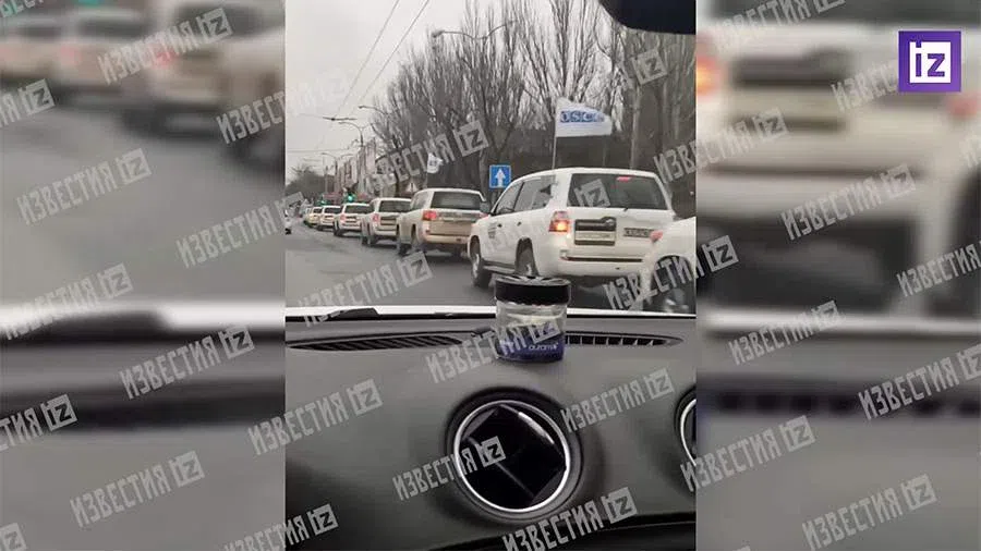 Все машины мониторинговой миссии ОБСЕ покидают Донецк и Луганск. Едут на границу России