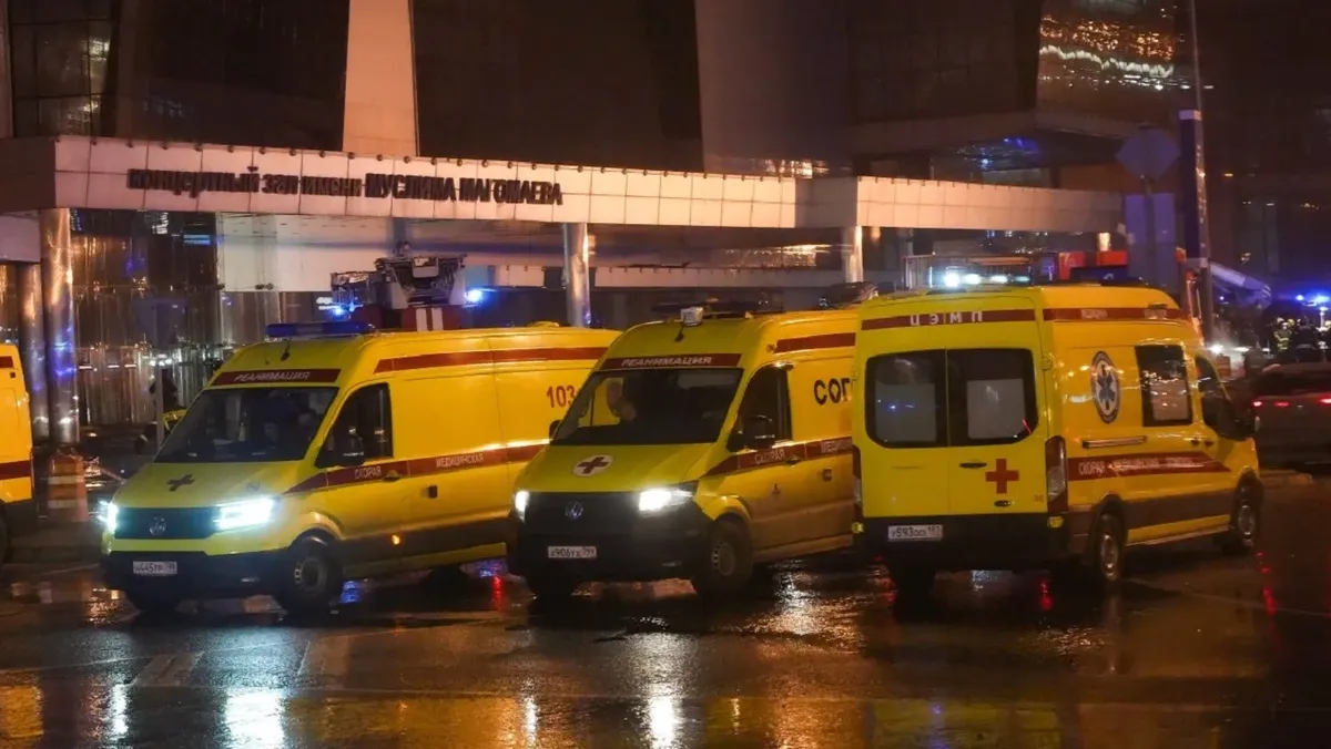 Кареты скорой помощи у «Крокуса» после теракта. Фото: mosreg.ru