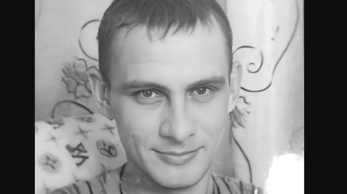 В Бердске простились с 35-летним Дмитрием Климентьевым – четыре года назад вместе с братом-близнецом он совершил жестокое убийство на пляже Академгородка