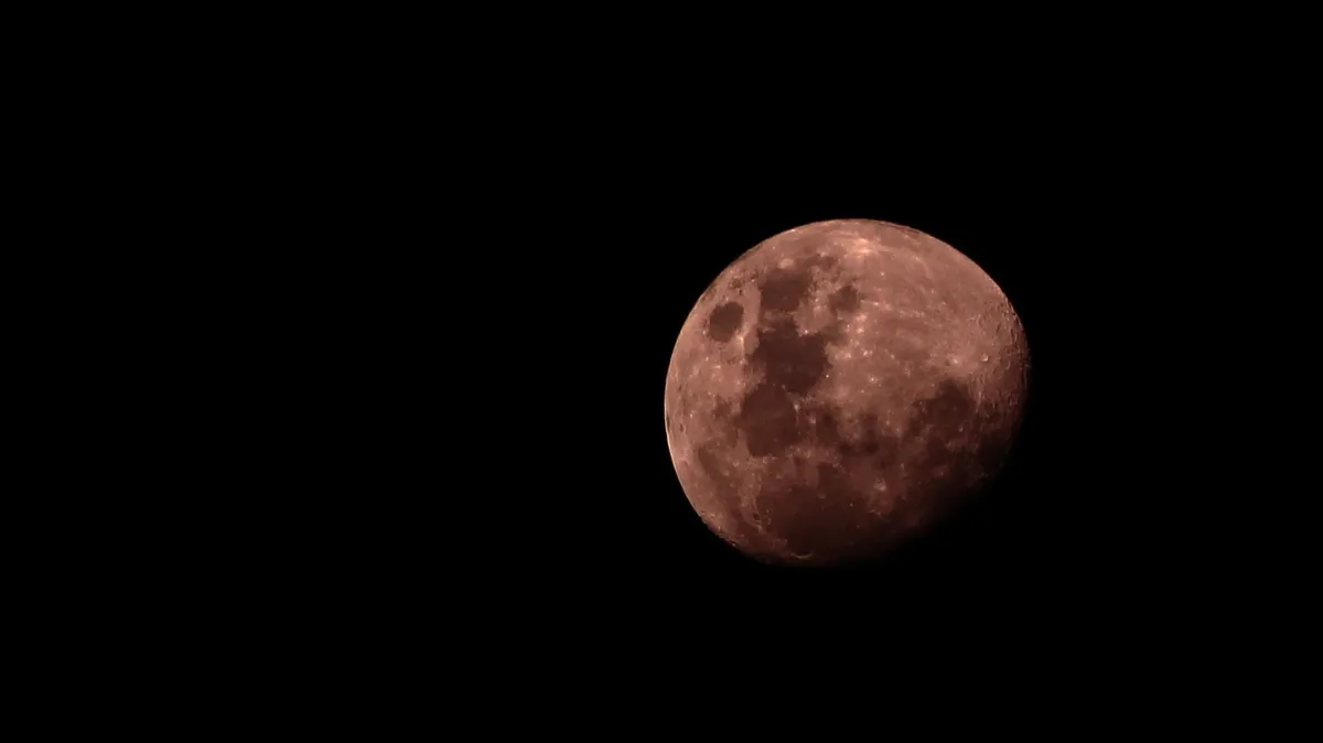 Луна будет в Новой фазу 19 мая. Фото: www.piqsels.com