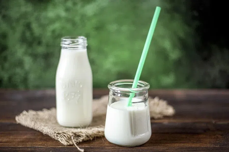 Молоко может усугубить симптомы рассеянного склероза: какой тест нужно сделать