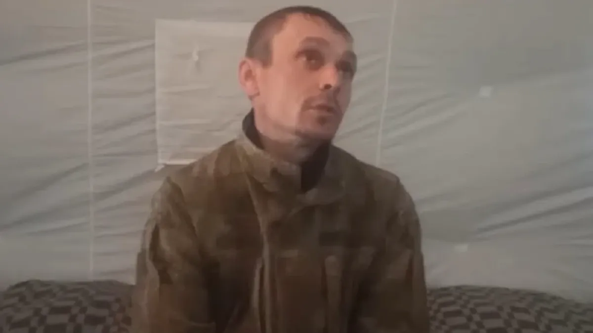 «Зеленский – клоун, я за него не голосовал»: сложивший оружие боец ВСУ высказал свое отношение к президенту Украины и призвал сослуживцев кинуть оружие 