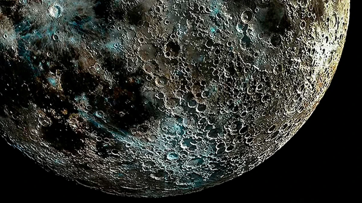 Изрезанная кратерами поверхность Луны показывает только половину ударов, которые она получила за свою жизнь в 4,5 миллиарда лет