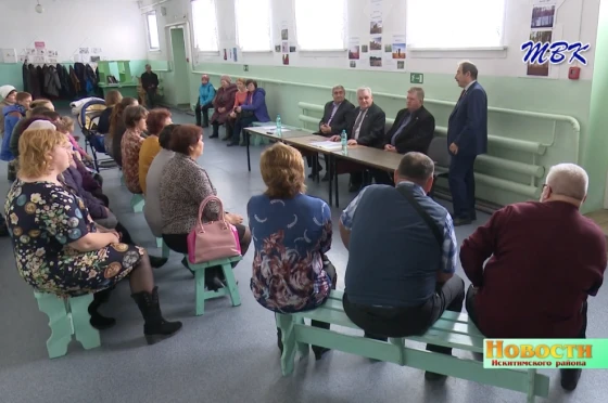 Депутаты встретились с людьми