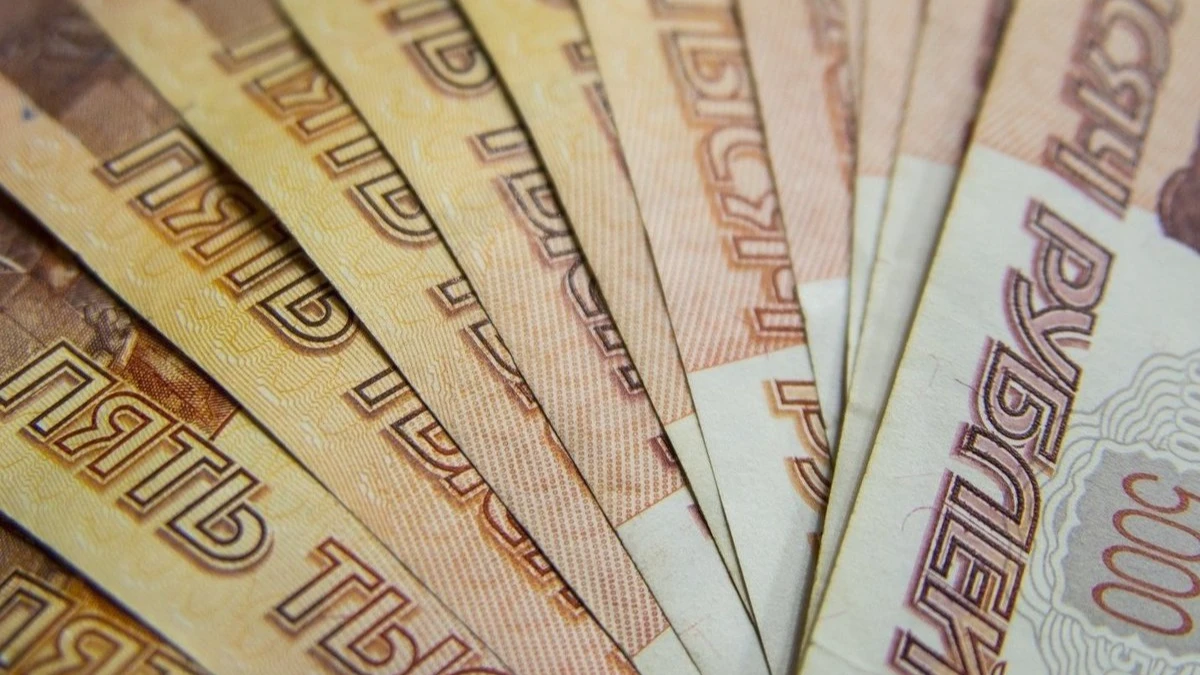 Российским семьям вновь предоставят возможность получить в октябре и ноябре по 15 000 рублей от ПФР