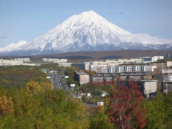 гора, город