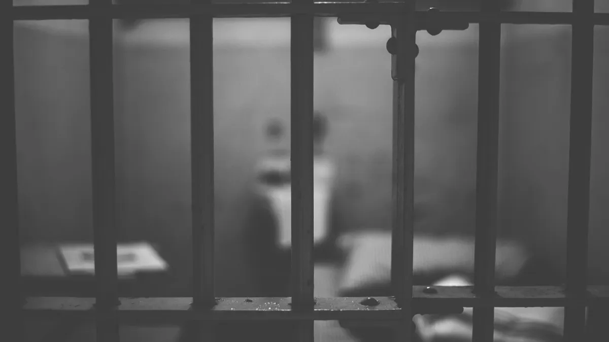 Некоторые заключенные получили шанс на освобождение через службу на СВО. Фото: pxhere.com