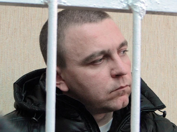 Следствие полагает, что пьяный Алексей Мозго насмерть сбил Нину Шестакову, стоявшую на автобусной остановке