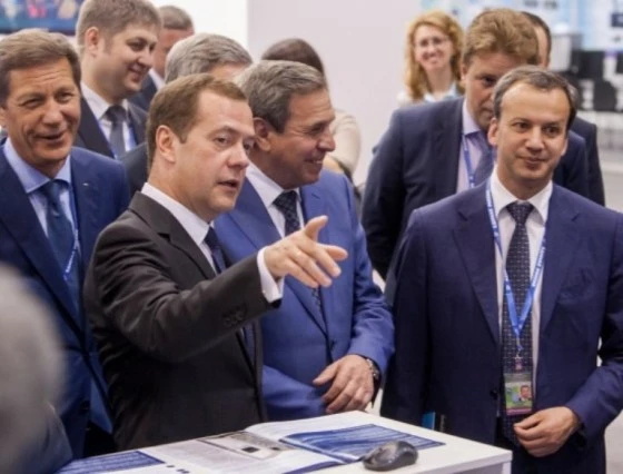 Дмитрий Медведев Дмитрий Медведев