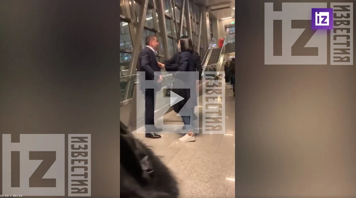 Дети Жириновского и экс-главы Северной Осетии устроили драку в аэропорту
