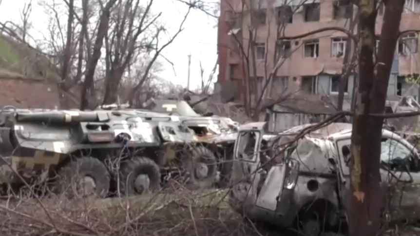 Украинцы оставили технику и бросились в бега. Фото: Скриншот с видео пресс-службы УНМ ДНР