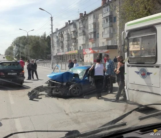 "Тойота" серьезно пострадала 