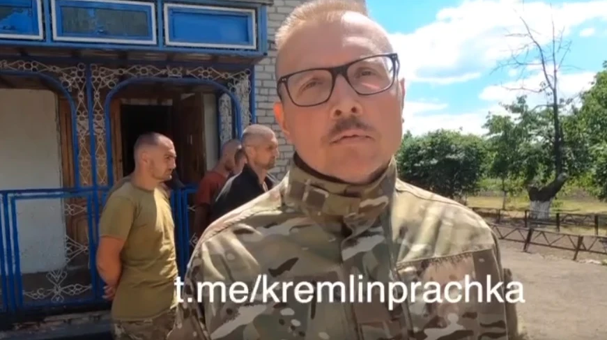 Азовец* попросил командование не стрелять по тем, кто пребывает в русском плену. Фото: телеграм-канал «кремлевская прачка»