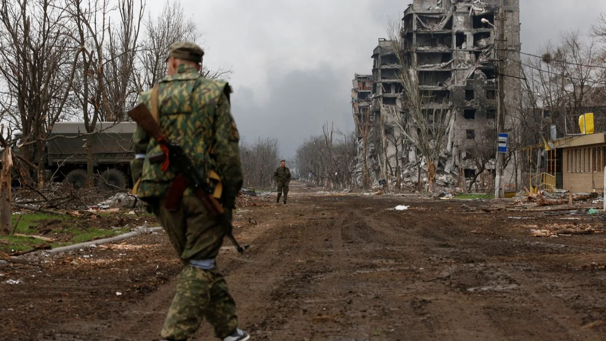 Украинцы обратились к русским со своими требованиями с «Азовстали». Фото: Александр Ермоченко/Reuters
