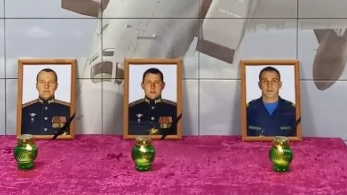 Родные простились с погибшими военными в результате атаки на аэродром в Рязани. Двое из них приехали в город в командировку