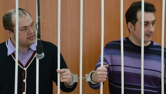 Чиновники находятся под стражей больше двух лет