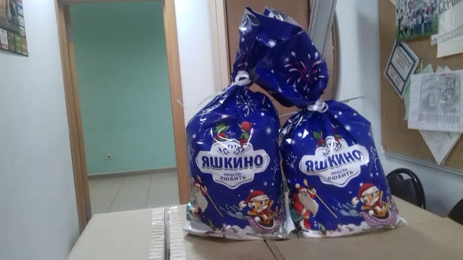 Ребятишки из санаториев и больниц Новосибирска верят в сказку Нового года-2022: В Искитиме открыт сбор на подарки детям