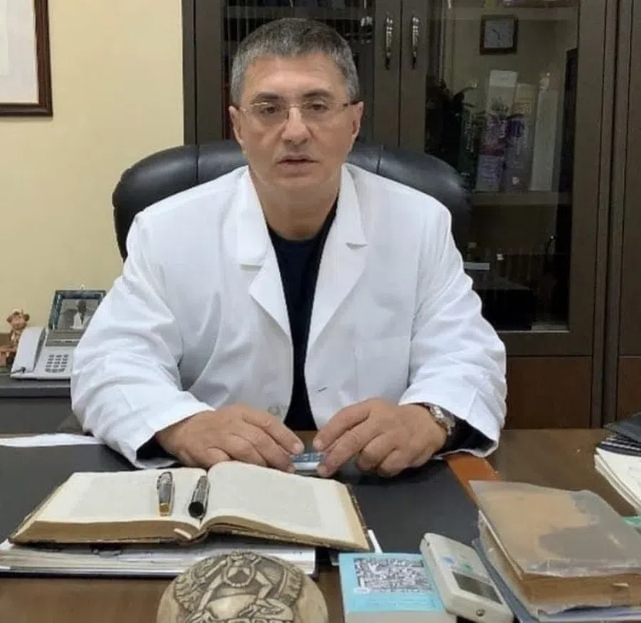 Доктор Мясников призвал лишать дипломов врачей-антипривочников и увольнять из с "волчьим билетом"